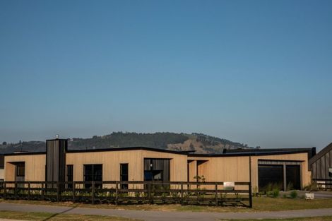 Photo of property in 18 Kaniera Terrace, Cambridge, 3434