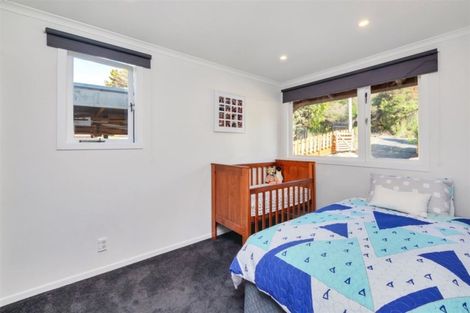 Photo of property in 905 Swanson Road, Swanson, Auckland, 0612