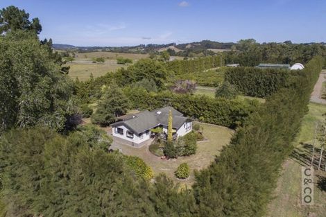 Photo of property in 902 Old North Road, Waimauku, 0882