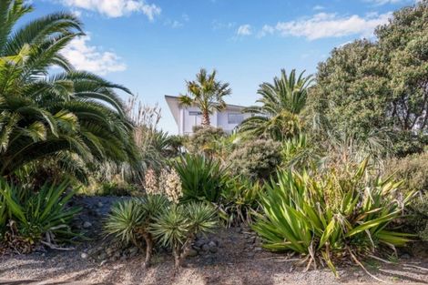 Photo of property in 22 Weggery Drive, Waikanae Beach, Waikanae, 5036