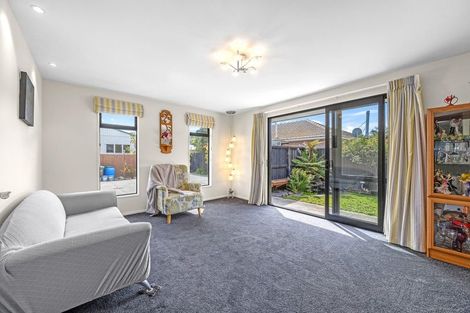 Photo of property in 61 Sinclair Street, New Brighton, Christchurch, 8083