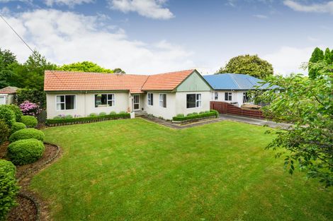 Photo of property in 93 Walkers Road, Longburn, Palmerston North, 4477