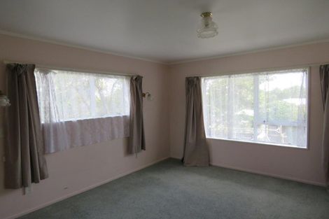 Photo of property in 66 Waiwaka Terrace, Strandon, New Plymouth, 4312
