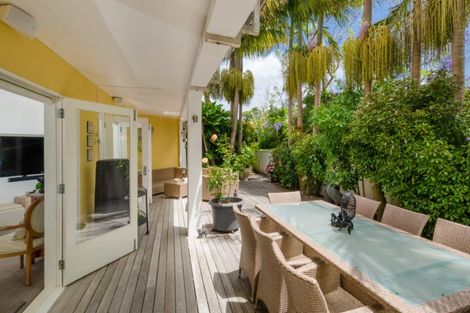 Photo of property in Grace Square, 81i Vermont Street, Ponsonby, Auckland, 1011