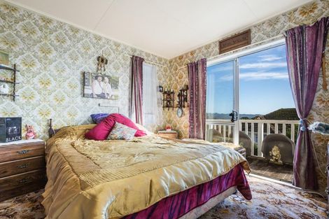 Photo of property in 79 Driver Crescent, Cannons Creek, Porirua, 5024