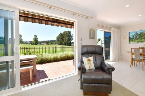 Photo of property in 93a Florence Avenue, Orewa, 0931