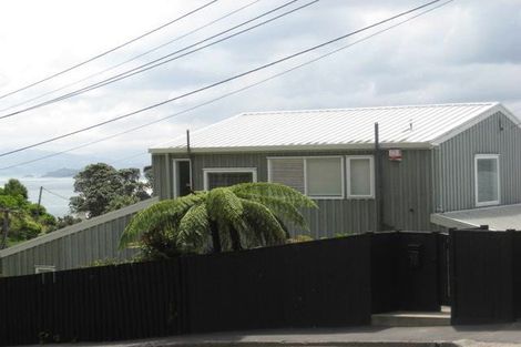 Photo of property in 92 Tio Tio Road, Seatoun, Wellington, 6022