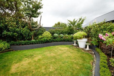 Photo of property in 9 Awatea Terrace, Hokowhitu, Palmerston North, 4410