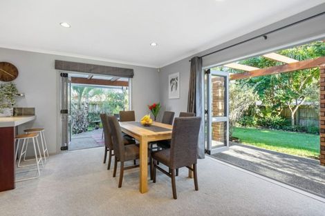 Photo of property in 28 Jelas Road, Red Beach, 0932