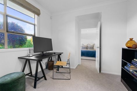 Photo of property in 5 Cooper Crescent, Cambridge, 3434