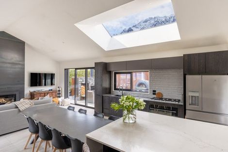 Photo of property in 15 Ellesmere Avenue, Jacks Point, Queenstown, 9371