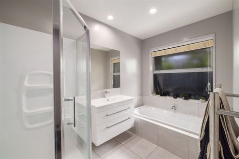 Photo of property in 64 Metehau Street, Marshland, Christchurch, 8083