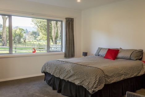 Photo of property in 24 Wakefield Road, Levin, 5571