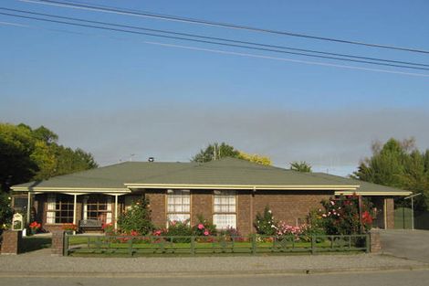 Photo of property in 74 Ormsby Street North, Temuka, 7920