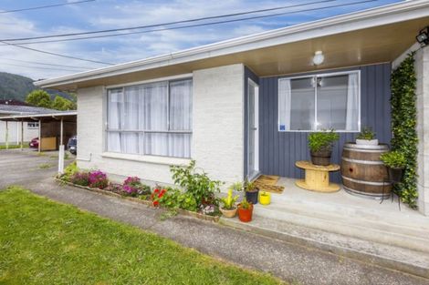 Photo of property in 3/12 Wilford Street, Wallaceville, Upper Hutt, 5018
