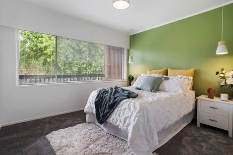 Photo of property in 2/18 Bevyn Street, Castor Bay, Auckland, 0620