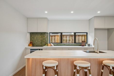Photo of property in 2 Rowland Place, Rangiora, 7400