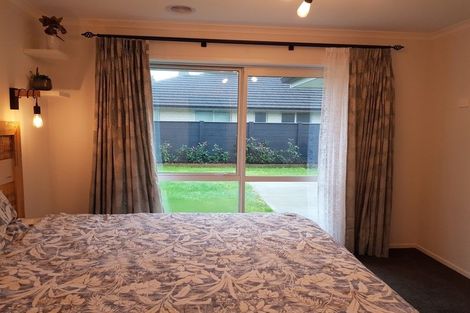 Photo of property in 10 Shearwater Lane, Whitby, Porirua, 5024