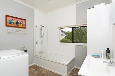 Photo of property in 58 Fox Street, Opunake, 4616