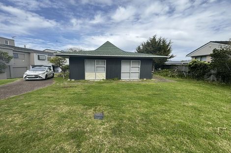 Photo of property in 198 Clovelly Road, Bucklands Beach, Auckland, 2012