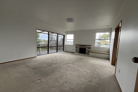 Photo of property in 32 Powrie Street, Glenfield, Auckland, 0629