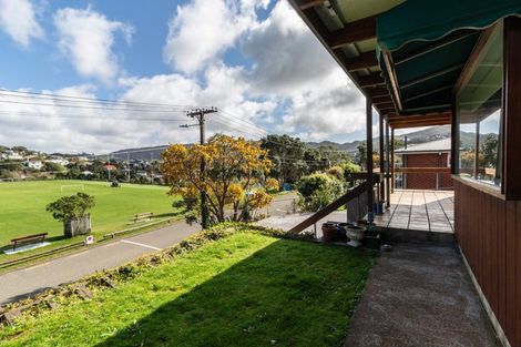 Photo of property in 39 Lucknow Terrace, Khandallah, Wellington, 6035