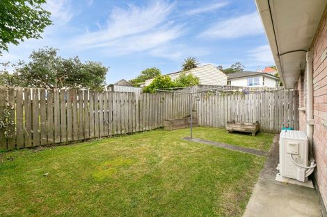 Photo of property in 183d Newlands Road, Newlands, Wellington, 6037