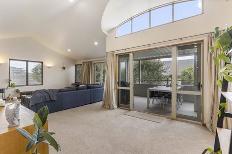 Photo of property in 1/94 Kitchener Road, Milford, Auckland, 0620