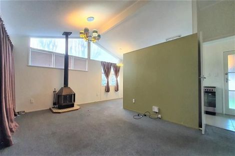 Photo of property in 17 Marybeth Place, Rosehill, Papakura, 2113