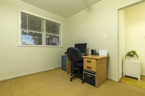 Photo of property in 84 Universal Drive, Henderson, Auckland, 0610