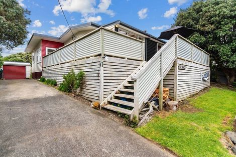 Photo of property in 3 Kelly Street, Baylys Beach, Dargaville, 0377