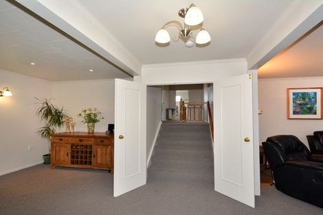 Photo of property in 1 Motu Street, Saint Clair, Dunedin, 9012