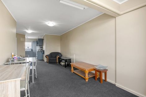 Photo of property in 4/184 Powderham Street, New Plymouth, 4310