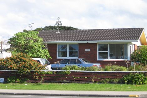 Photo of property in 1/228 Hibiscus Coast Highway, Orewa, 0931