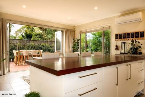 Photo of property in 2/745 Acacia Bay Road, Acacia Bay, Taupo, 3330