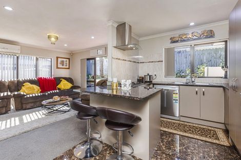 Photo of property in 50b Great South Road, Manurewa, Auckland, 2102