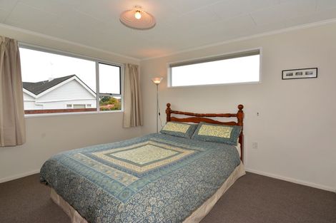 Photo of property in 1 Motu Street, Saint Clair, Dunedin, 9012