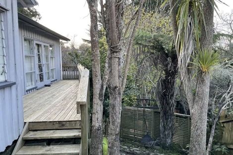 Photo of property in 19 Golf Road, New Lynn, Auckland, 0600