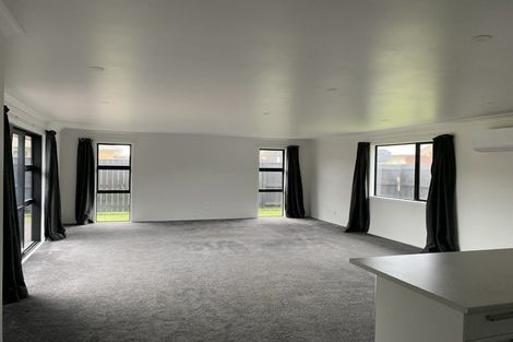 Photo of property in 19a Chestnut Close, Kelvin Grove, Palmerston North, 4414