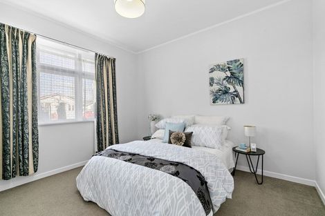 Photo of property in 9 Plunket Avenue, Petone, Lower Hutt, 5012