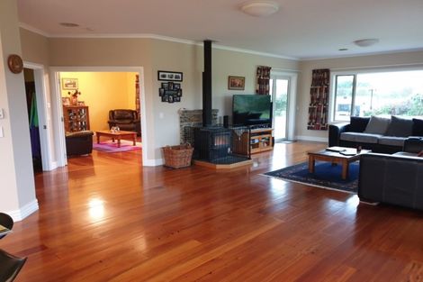 Photo of property in 305 Redcastle Road, Oamaru North, Oamaru, 9492