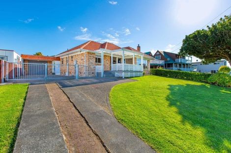 Photo of property in 5 Puriri Street, Raglan, 3225