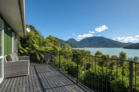 Photo of property in 69 Moenui Road, Havelock, Picton, 7281