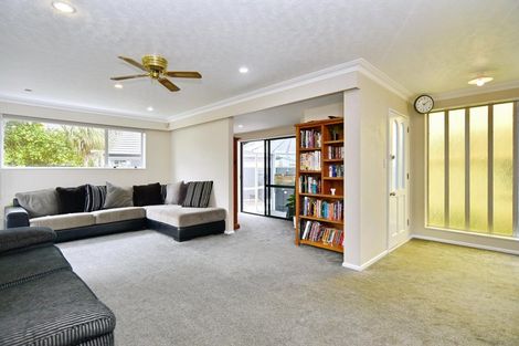 Photo of property in 19c Royal Park Drive, Parklands, Christchurch, 8083