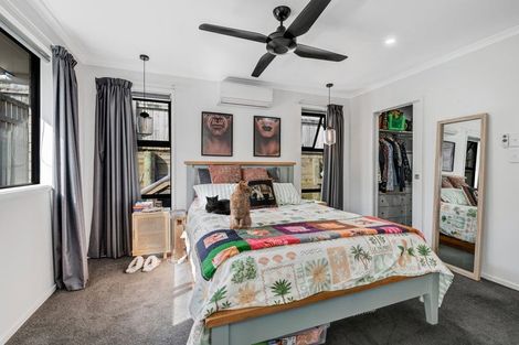 Photo of property in 9 St Julia Court, Helensville, 0800