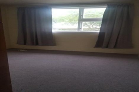 Photo of property in 180 Geraldine Street, Edgeware, Christchurch, 8013