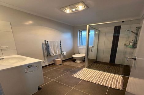 Photo of property in 220 Harbourside Drive, Karaka, Papakura, 2113