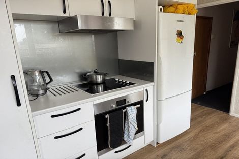 Photo of property in 42 Beeston Crescent, Manurewa, Auckland, 2102