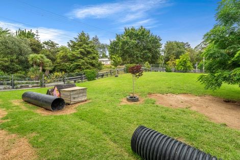 Photo of property in 253 Whitford Road, Shamrock Park, Howick, 2571