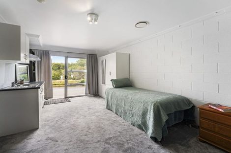 Photo of property in 2/39c Coronation Road, Hillcrest, Auckland, 0627